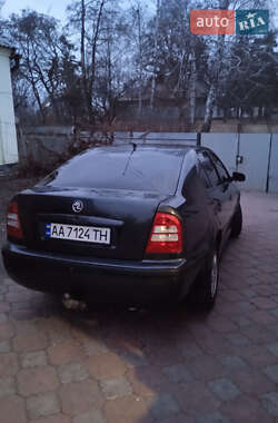 Лифтбек Skoda Octavia 2004 в Новой Басане