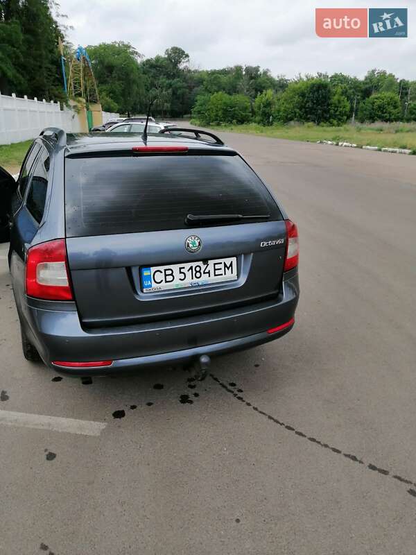 Універсал Skoda Octavia 2011 в Прилуках
