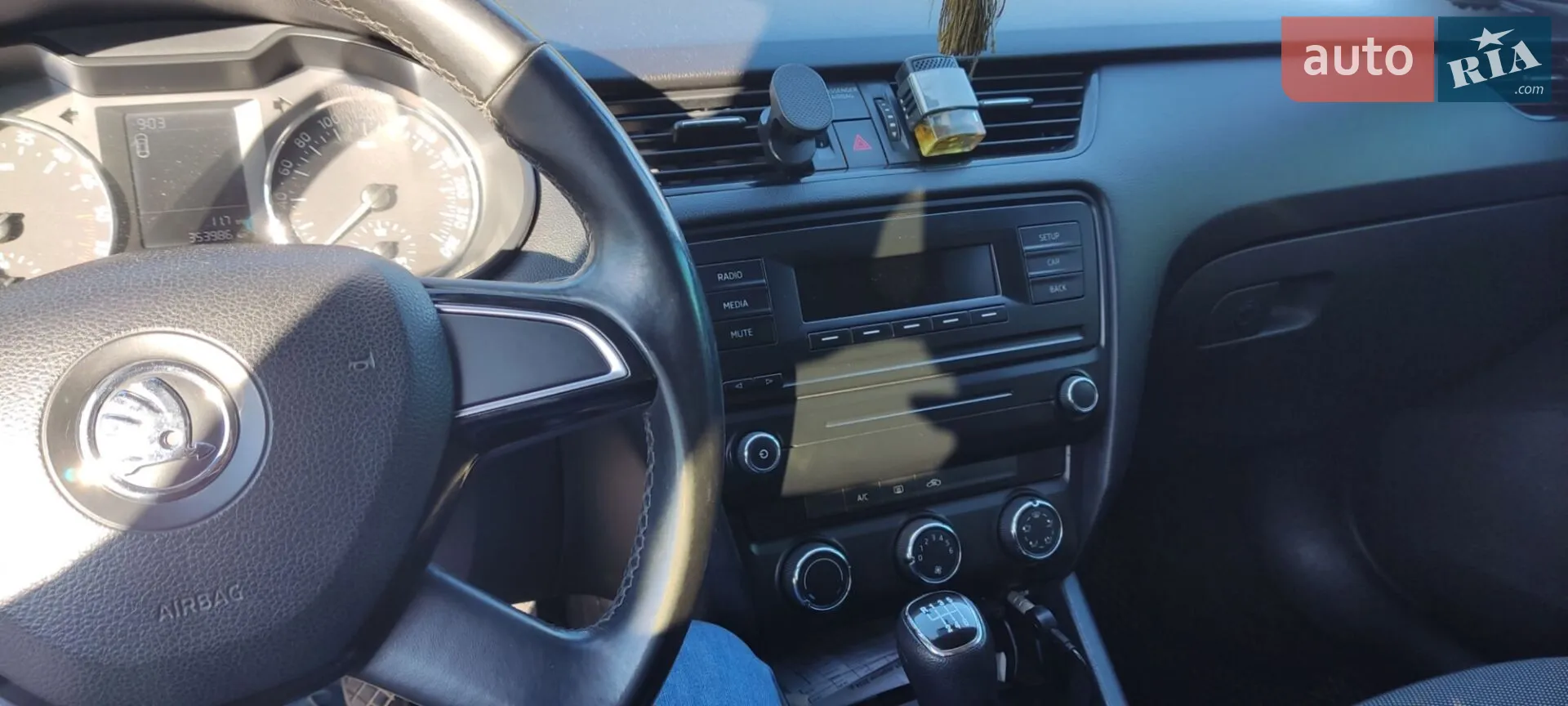2014 Skoda Octavia - мініатюра 2