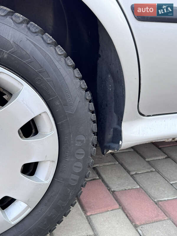 Ліфтбек Skoda Octavia 2002 в Житомирі фото 5 Ліфтбек Skoda Octavia 2002 в Житомирі