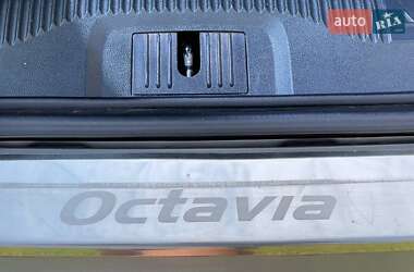 Лифтбек Skoda Octavia 2011 в 