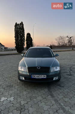 Лифтбек Skoda Octavia 2008 в Дубно