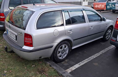 Универсал Skoda Octavia 2003 в Черновцах