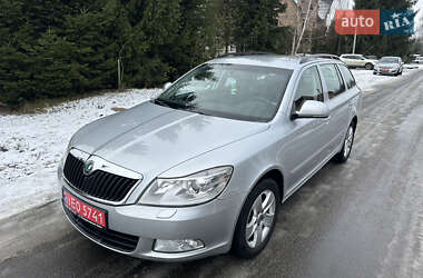 Универсал Skoda Octavia 2009 в Луцке