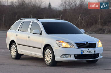 Универсал Skoda Octavia 2012 в Ужгороде