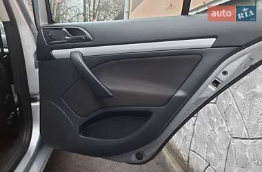 Лифтбек Skoda Octavia 2010 в 