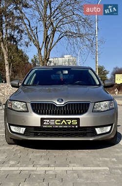 Лифтбек Skoda Octavia 2013 в Ужгороде