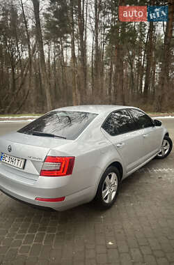 Лифтбек Skoda Octavia 2013 в 