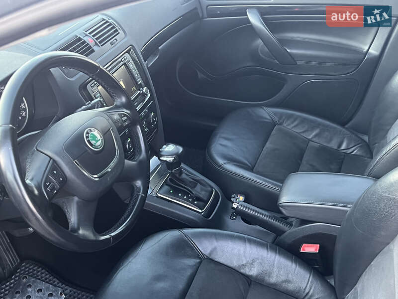 Универсал Skoda Octavia 2012 в Сарнах