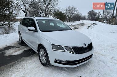 Універсал Skoda Octavia 2020 в Нововолинську