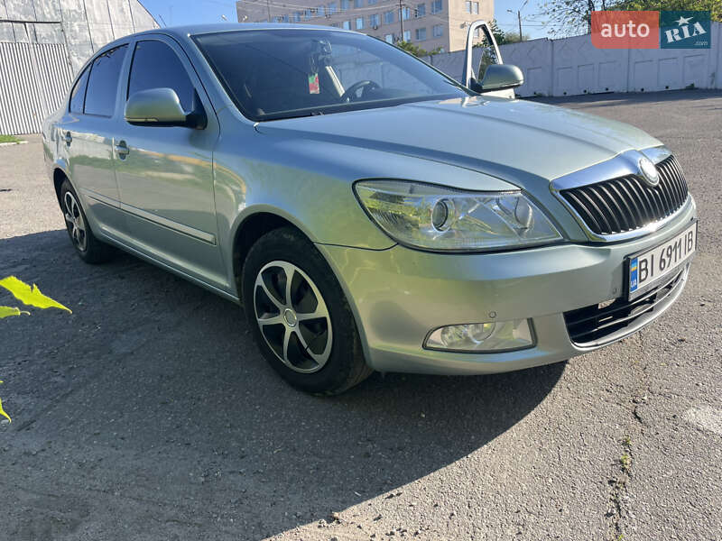 Ліфтбек Skoda Octavia 2009 в Полтаві