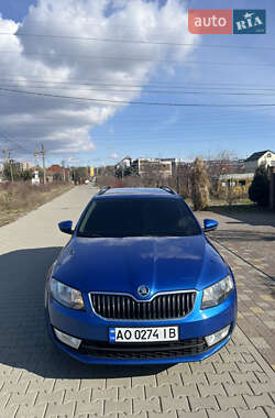 Универсал Skoda Octavia 2014 в Ужгороде