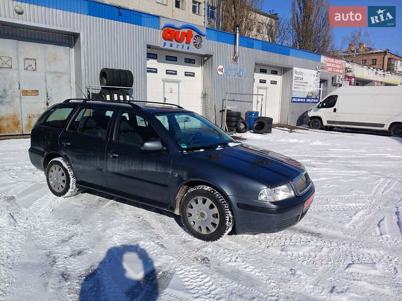 Универсал Skoda Octavia 2009 в Чернигове