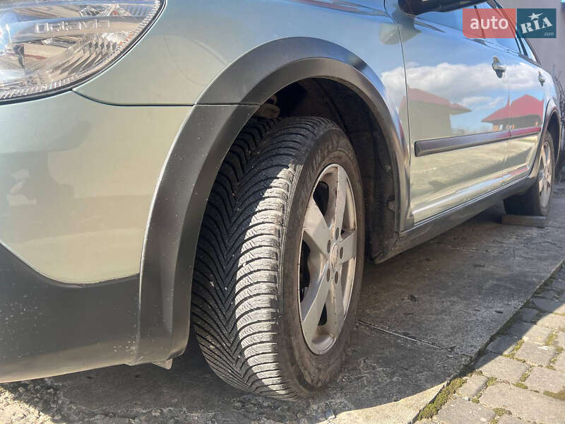Универсал Skoda Octavia 2010 в Хусте