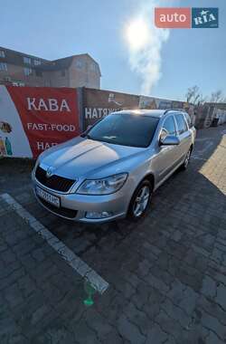 Универсал Skoda Octavia 2012 в Калуше