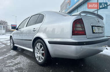 Лифтбек Skoda Octavia 2009 в Полтаве