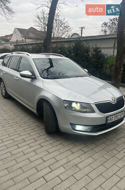 Универсал Skoda Octavia 2015 в Ужгороде