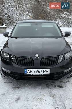 Лифтбек Skoda Octavia 2017 в Днепре