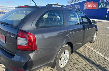 Универсал Skoda Octavia 2011 в 