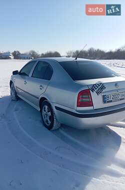Лифтбек Skoda Octavia 2005 в 