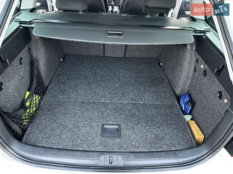 Універсал Skoda Octavia 2012 в Ужгороді