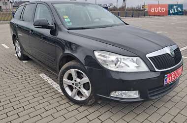 Універсал Skoda Octavia 2012 в Нововолинську