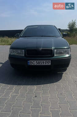 Лифтбек Skoda Octavia 2003 в Львове