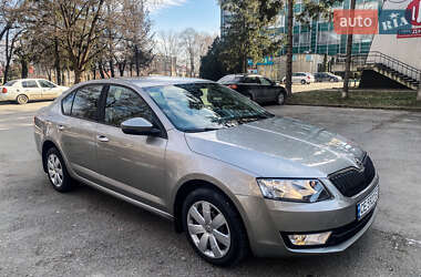 Лифтбек Skoda Octavia 2015 в 