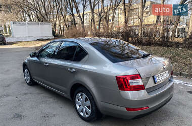 Лифтбек Skoda Octavia 2015 в 
