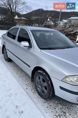 Лифтбек Skoda Octavia 2008 в Косове