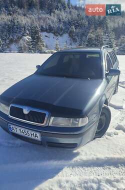 Універсал Skoda Octavia 2004 в Чернівцях