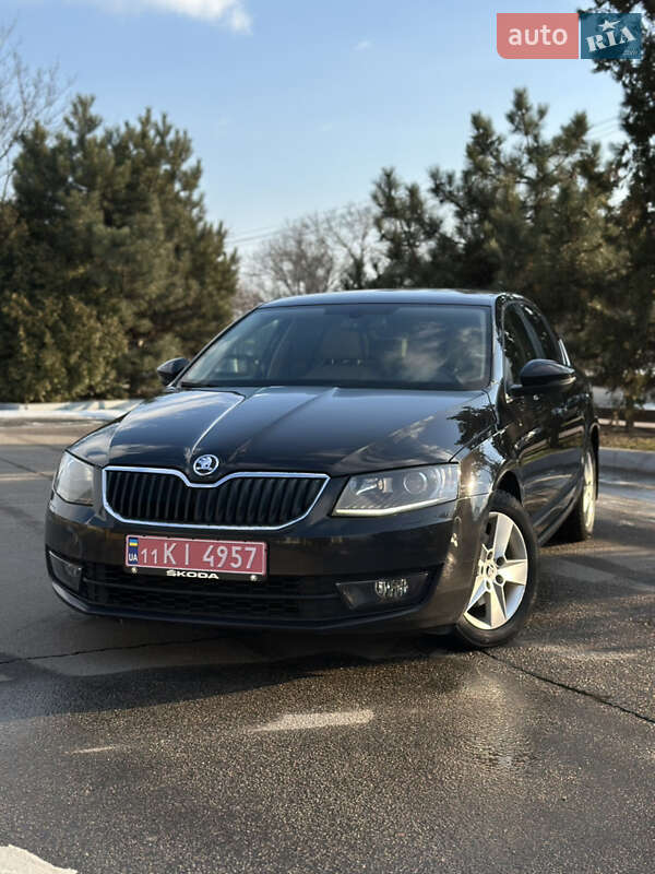 Лифтбек Skoda Octavia 2014 в Кропивницком