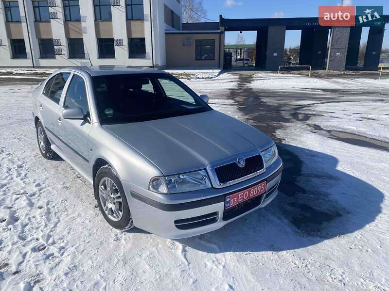 Лифтбек Skoda Octavia 2008 в Луцке