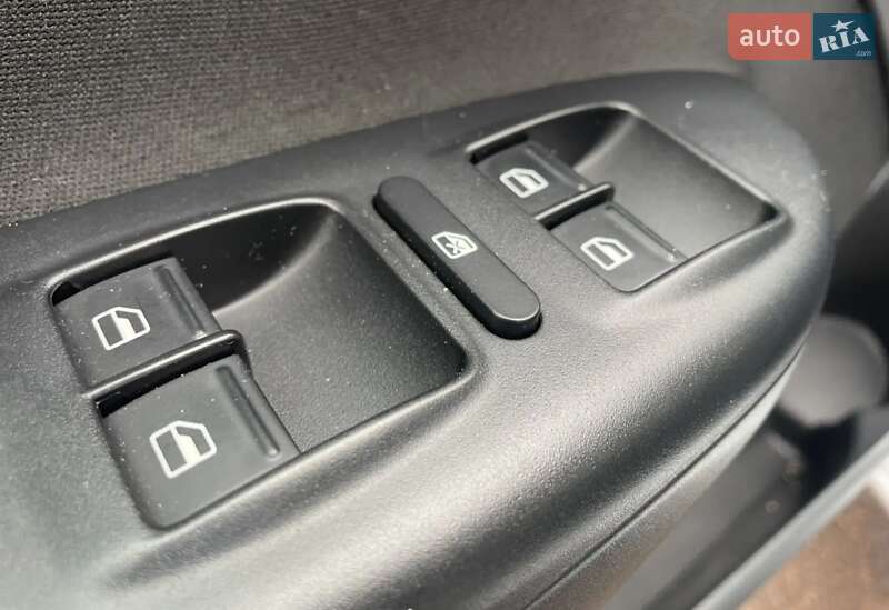 Універсал Skoda Octavia 2009 в Ніжині