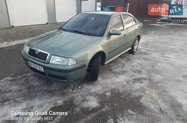 Лифтбек Skoda Octavia 2002 в Глухове