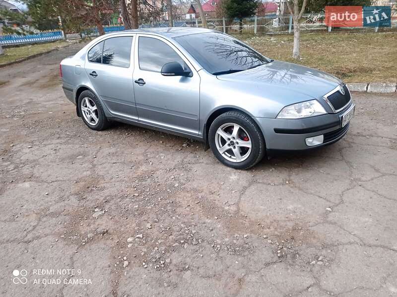 Универсал Skoda Octavia 2012 в 