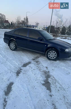 Лифтбек Skoda Octavia 2001 в Киеве