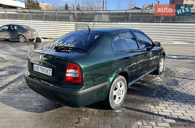 Лифтбек Skoda Octavia 2002 в Виннице