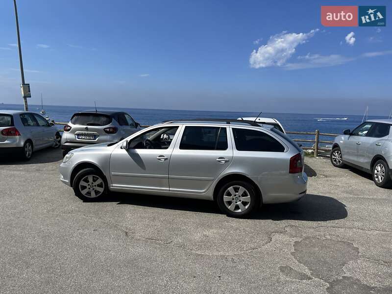 Универсал Skoda Octavia 2012 в Днепре