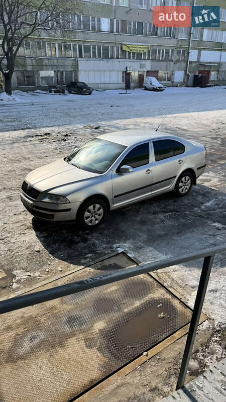 Ліфтбек Skoda Octavia 2008 в Дніпрі