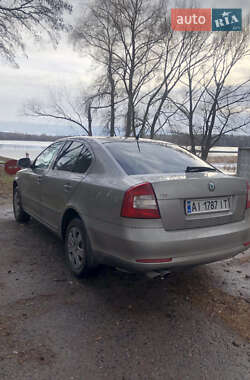 Лифтбек Skoda Octavia 2012 в 