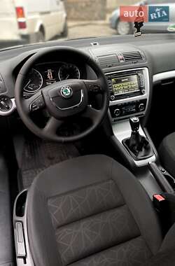 Универсал Skoda Octavia 2011 в 