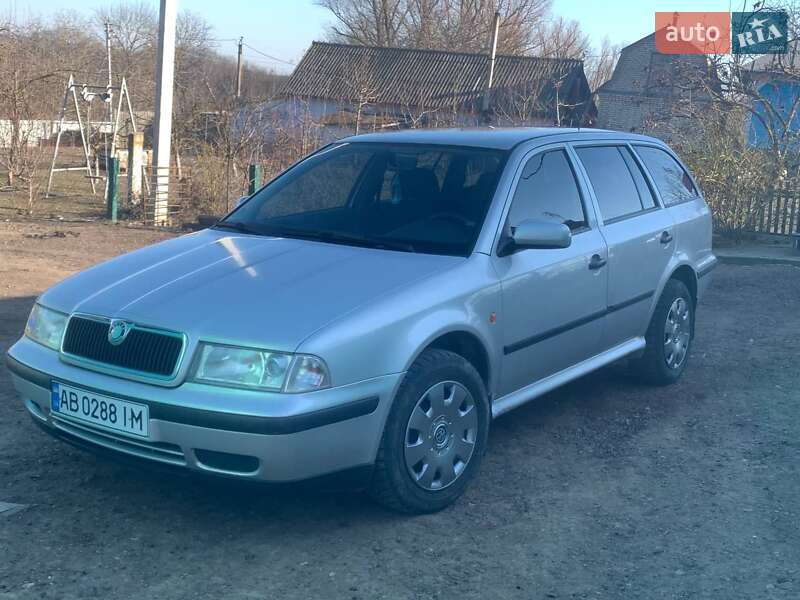 Skoda Octavia 2000