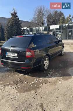Универсал Skoda Octavia 2011 в 
