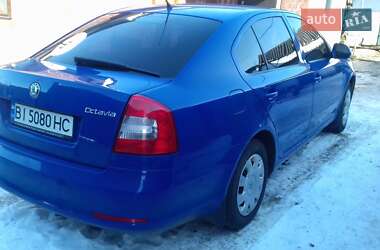 Лифтбек Skoda Octavia 2009 в 