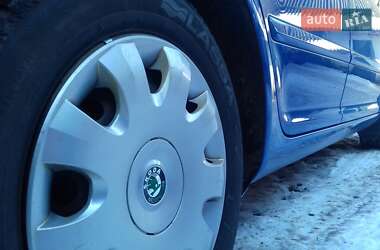 Лифтбек Skoda Octavia 2009 в 