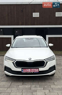 Универсал Skoda Octavia 2021 в 