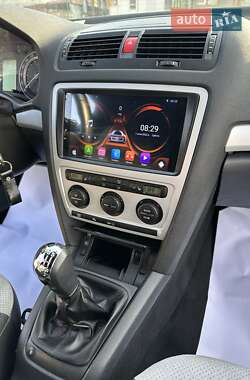 Лифтбек Skoda Octavia 2008 в 