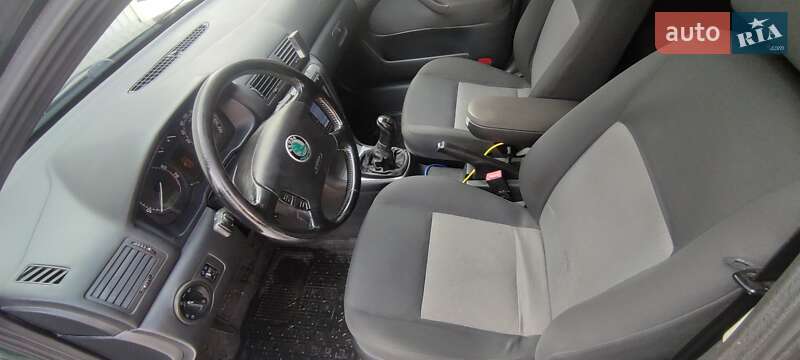 Универсал Skoda Octavia 2002 в Киеве