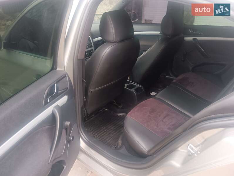 Лифтбек Skoda Octavia 2009 в Мукачево